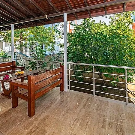 Yasam Park - Calis Plajinda Muhtesem Konumda Vilă *